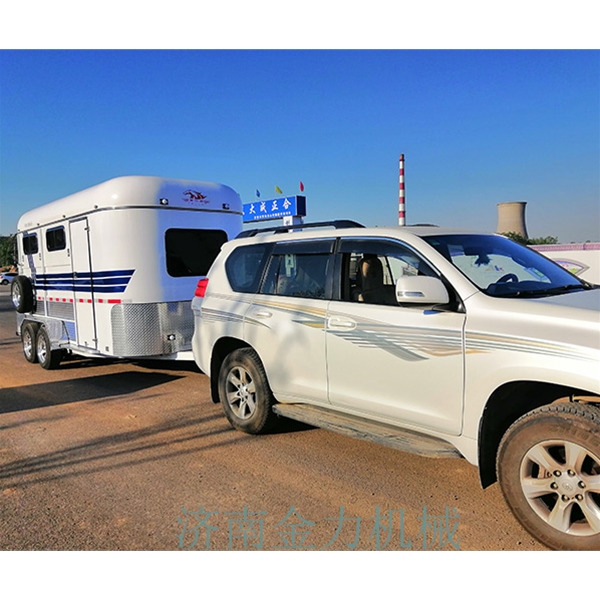 广东Three horse trailer