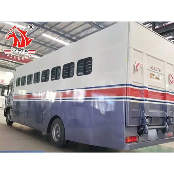 广东自行式运马车